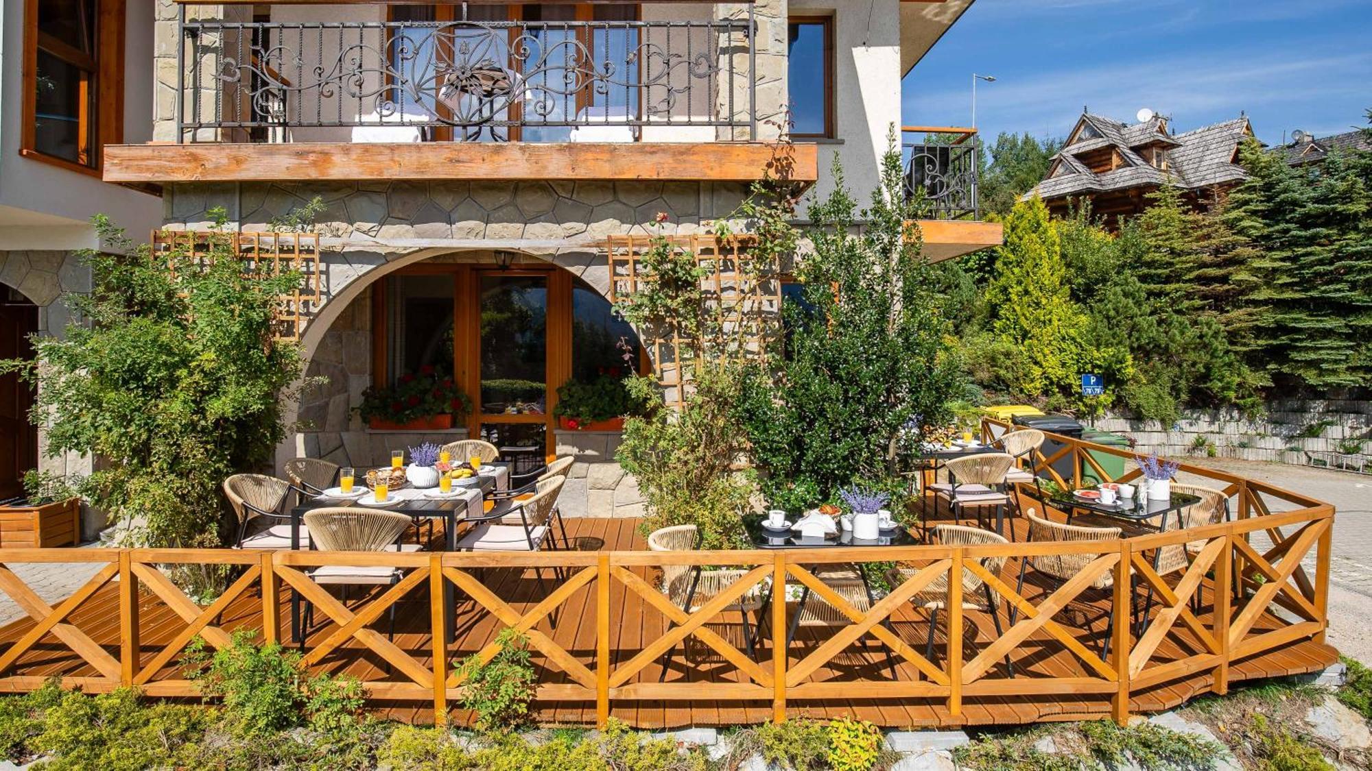 Aparthotel Delta Top Кошелско Екстериор снимка